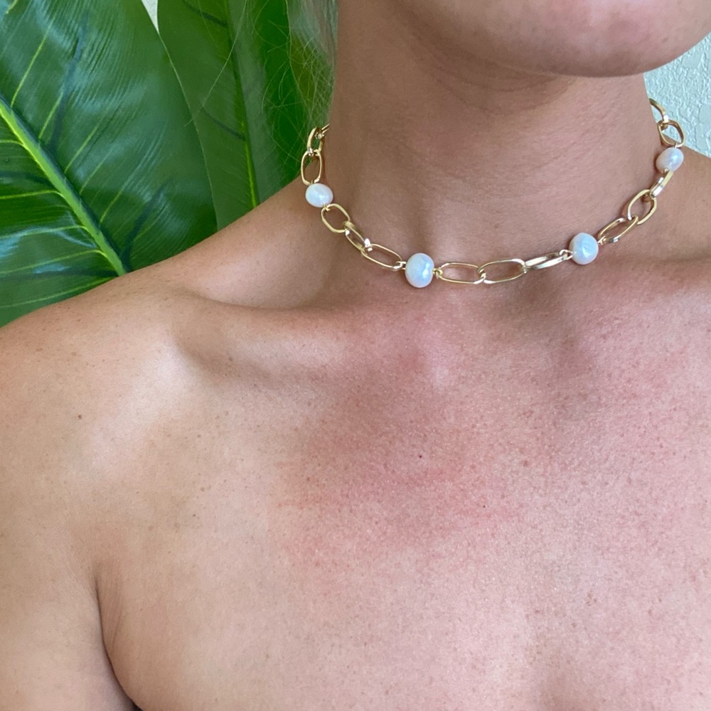 COCONUT COLLECTION - Chunky chain freshwater pearl necklace